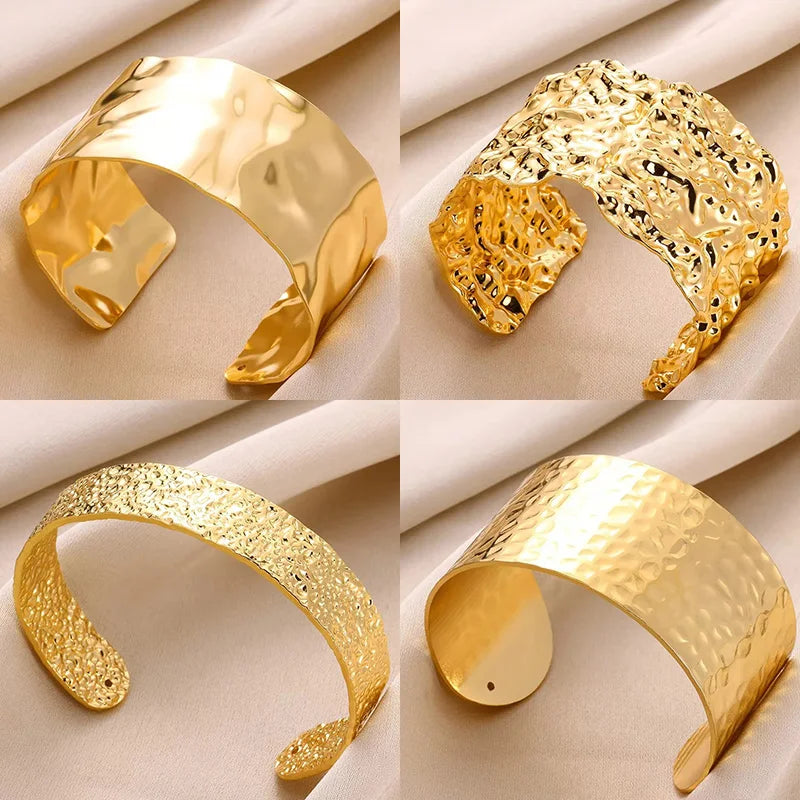 Exquisite bracelets/bangles